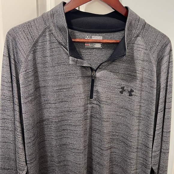 Under Armour 1/4 zip heat gear long sleeve shirt - Picture 3 of 7